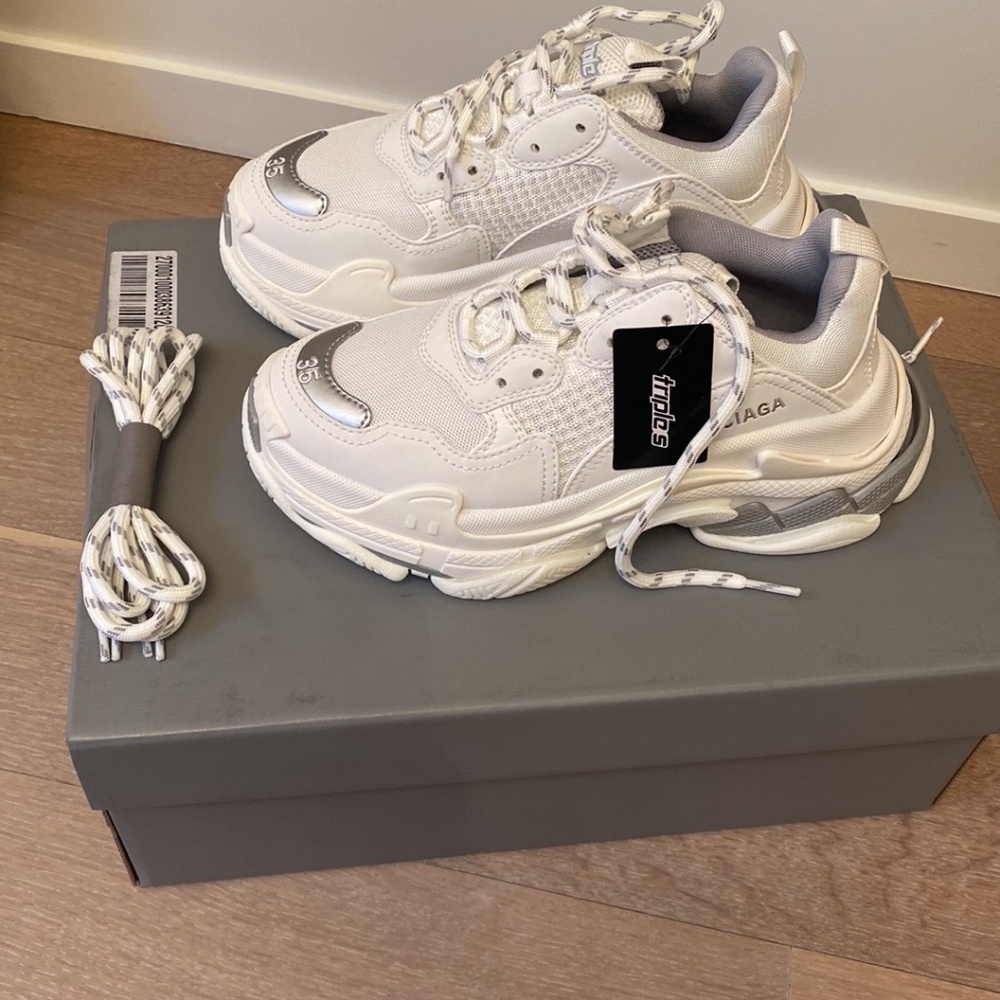 Balenciaga Triple S - Glitter Spray